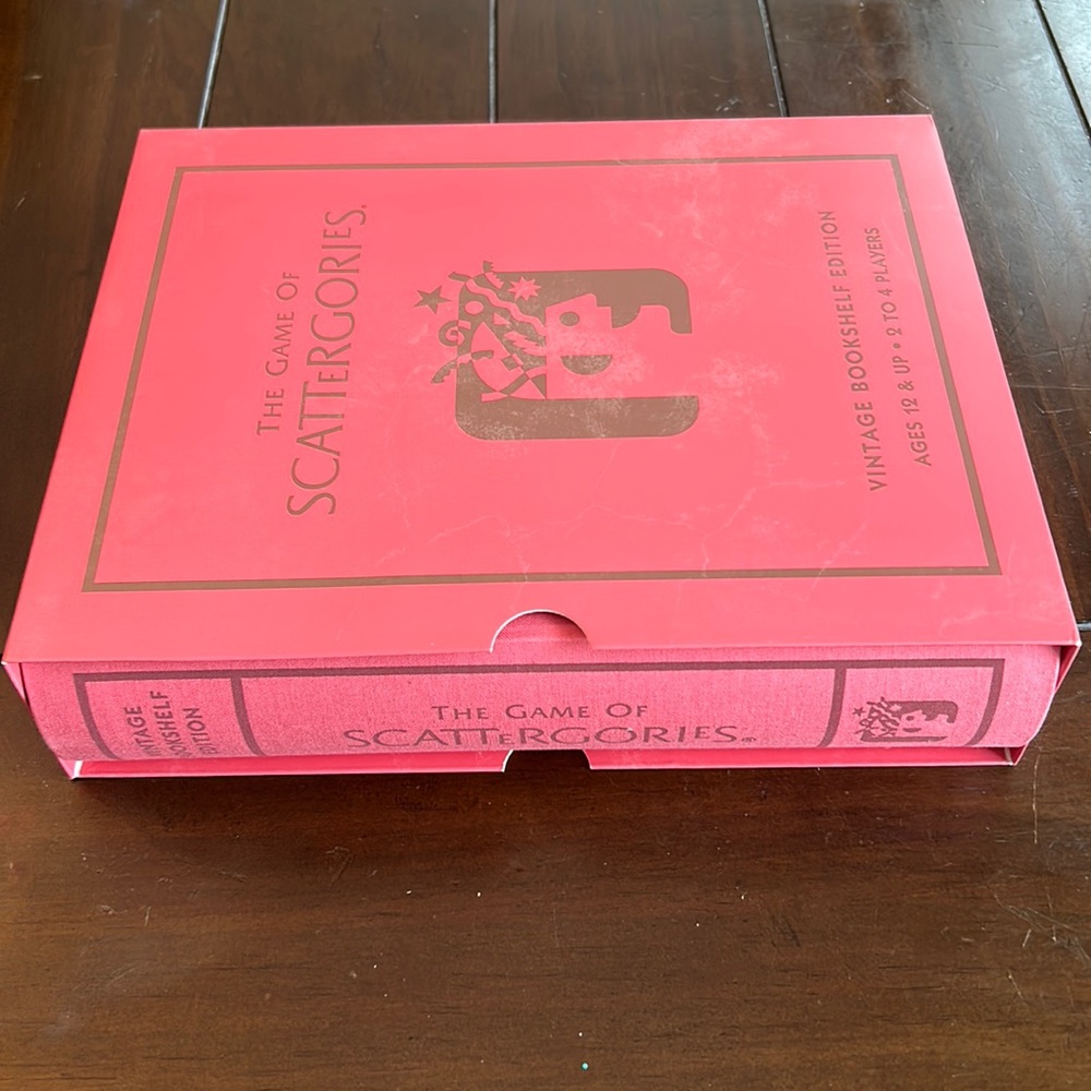 Vintage bookshelf edition Scattergories